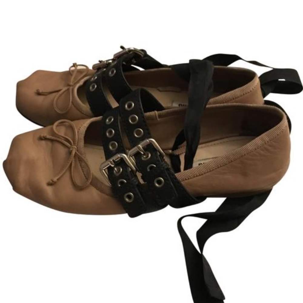 Miu Miu Buckle-fastening leather ballet flats